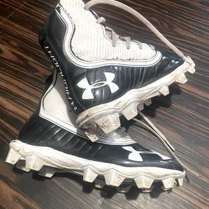 Boys UA high top football cleats size 5